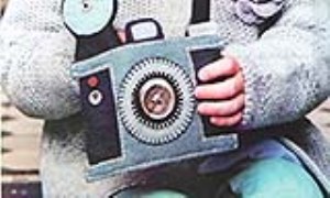 کیف کودکانه به شکل دوربین عکاسی