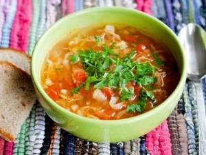 طرز تهیه غذای ملل سوپ کلم یونانی