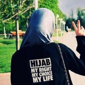 حجاب یک ارزش الهی است