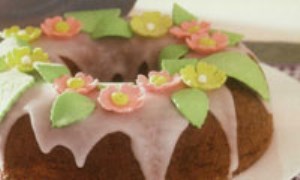 گل و برگ خشک جهت تزیین روی کیک ها