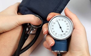 فشار خون پایین: علائم و علت‌ها