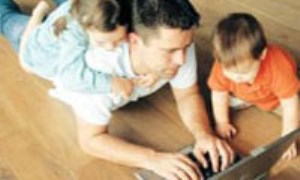 نظارت اينترنتي والدين بر فرزندان