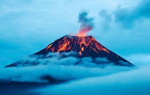 آتشفشان های فعال جهان