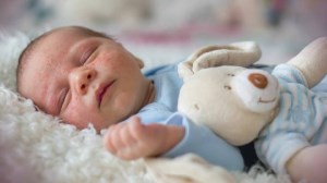 عوامل، راه‌های تشخیص و درمان جوش صورت نوزاد