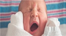 راجع به آفت دهان نوزادان بیشتر بدانید