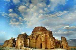 نگاهی به کاخ ساسانی استان فارس
