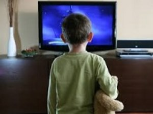 با کودک معتاد به تلویزیون چه کنیم؟ (بخش دوم)