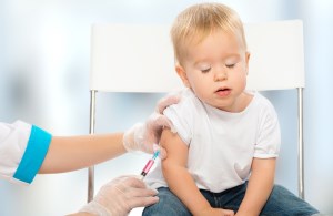 آنفلوانزا در کودکان، علائم، عوامل و درمان آن