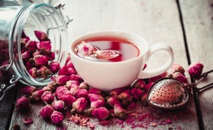 چای گل سرخ و خواص درمانی آن