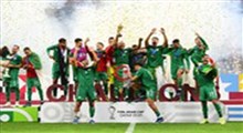 جشن هواداران تیم الجزایر با بیل مکانیکی