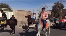 حضور دامداران و کشاورزان اصفهانی با اسب و تراکتور در جشن انقلاب