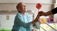 ماجرای هنرمندی که لباس دلقک‌ها را پوشید تا کودکان سرطانی را بخنداند