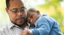التماس پدر سیاهپوست آمریکایی به مامورین پلیس
