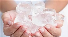 آب یخ زده در ظروف پلاستیکی/ دکتر مژده پورحسینی