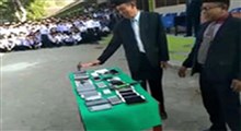 مجازات عجیب آوردن موبایل توسط دانش‌آموزان به داخل مدرسه در اندونزی!