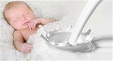 فواید تغذیه نوزاد با شیر مادر