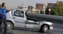 سقوط پایه پرچم بر روی خودرو در اصفهان