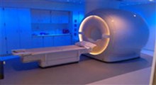 میدان مغناطیسی دستگاه MRI بر اشیای فلزی