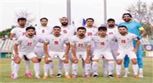 دیوارنگاره میدان انقلاب با تصویری از ملی‌پوشان فوتبال