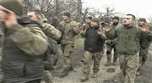 نیروهای نئونازی گردان آزوف اوکراین در حال تسلیم شدن به روسیه