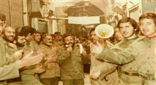 مداحی خاطره‌انگیز حاج بیوک آسایش در جبهه