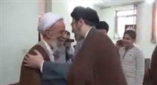 لحظاتی از حضور رهبر انقلاب در منزل علامه مصباح یزدی