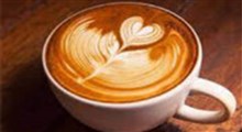 ربات قهوه‌ساز و هنرنمایی خیره‌کننده با شیر روی قهوه!