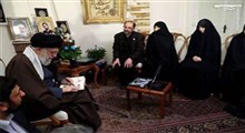 لحظاتی از حضور رهبر انقلاب در منزل شهید محمدحسین حدادیان