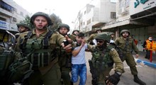 کودک فلسطینی در الخلیل به دست نظامیان صهیونیست بازداشت شد + فیلم