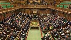 نخست‌وزیر انگلیس تهدید خود را عملی کرد/ پارلمان انگلیس هم پیشنهاد برگزاری انتخابات زودهنگام را رد کرد