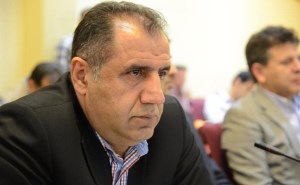 علی خسروی در گفتگو با راسخون: سیستم "var" در فوتبال ایران 5 سال دیگر هم اجرا نخواهد شد/وضعیت داوری ما ناامید کننده نیست
