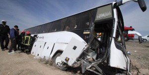 ۳ کشته و ۴۶ مجروح در تصادف تریلی با اتوبوس در «طبس»