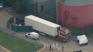 کشف ۳۹ جسد در یک کامیون در جنوب بریتانیا
