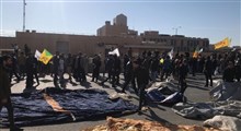تظاهرات مردم عراق مقابل سفارت آمریکا در بغداد +فیلم