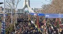 مراسم راه پیمایی 22 بهمن برگزار شد/ حضور جمعیت پرشور و میلیونی مردم