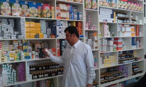 اواخر هفته داروهای ایرانی کرونا  وارد بازار می‌شوند/ قیمت داروهای داخلی یک چهارم نمونه خارجی است