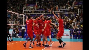پیروزی قاطع تیم ملی والیبال ایران برابر کانادا/ شروع میزبانی با صدرنشینی