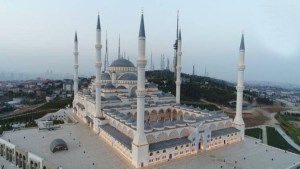 به بهانه روز جهانی مسجد؛ نگاهی کوتاه به سرانه مساجد در ایران و جهان