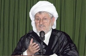 امام جمعه پاوه: ملت ایران ۴۰ سال است که با خون خود معاهده وحدت را امضا کرده است