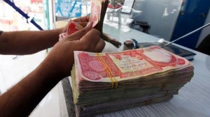 زائران اربعین، ارز خود را قبل از ورود به عراق تهیه کنند