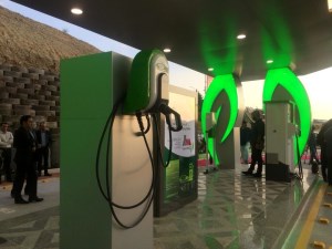 افتتاح نخستین جایگاه شارژ خودرو و موتورسیکلت برقی در ایران