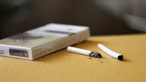 کشیدن سیگار سالانه جان چند نفر را در ایران می‌گیرد؟