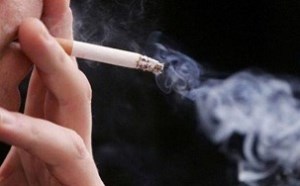‎سیگار سالانه جان ۷۵ هزار ایرانی را می‌گیرد