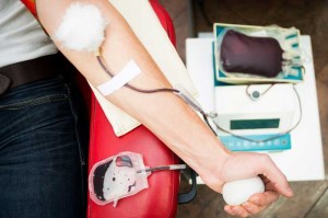 آیا اهدای خون موجب انتقال کرونا می‌شود؟