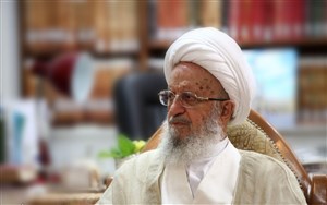 آیت‌الله مکارم شیرازی: مرجعیت حذف شدنی نیست | وهابیت تکفیری در حال نزول و پایان عمرشان نزدیک است