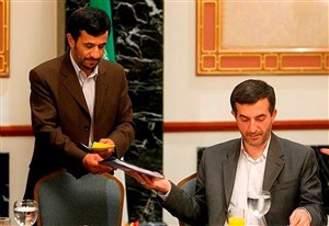 نشریه موسسه آیت الله مصباح یزدی: احمدی نژاد به ناکجا آباد می رود