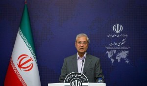 سخنگوی دولت: هیچ تمایلی در ایران برای دیدار با آمریکایی ها وجود ندارد/ سفر ظریف به فرانسه درباره «بسته مکرون» بود