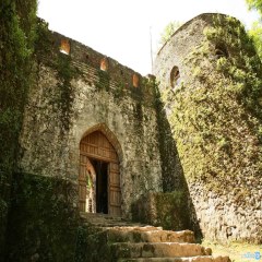 دروازه قلعه رودخان