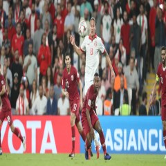 مسابقه فوتبال تیم های لبنان و قطر