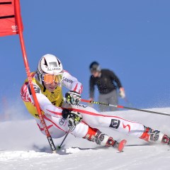 ورزش اسکی روی برف